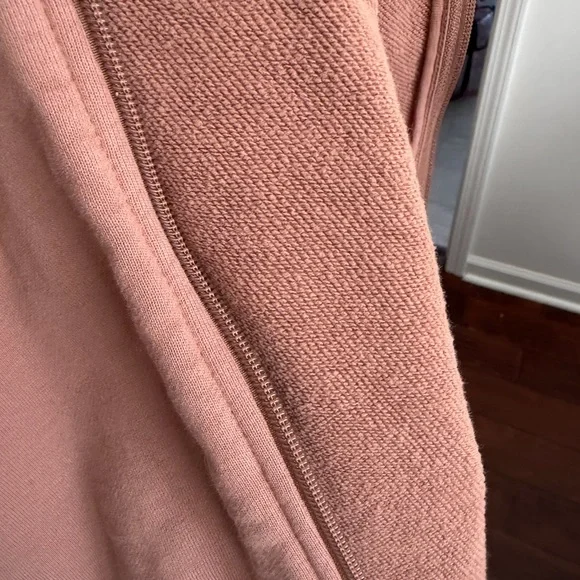 Skims cropped zip-up hoodie - Picture 6 of 6